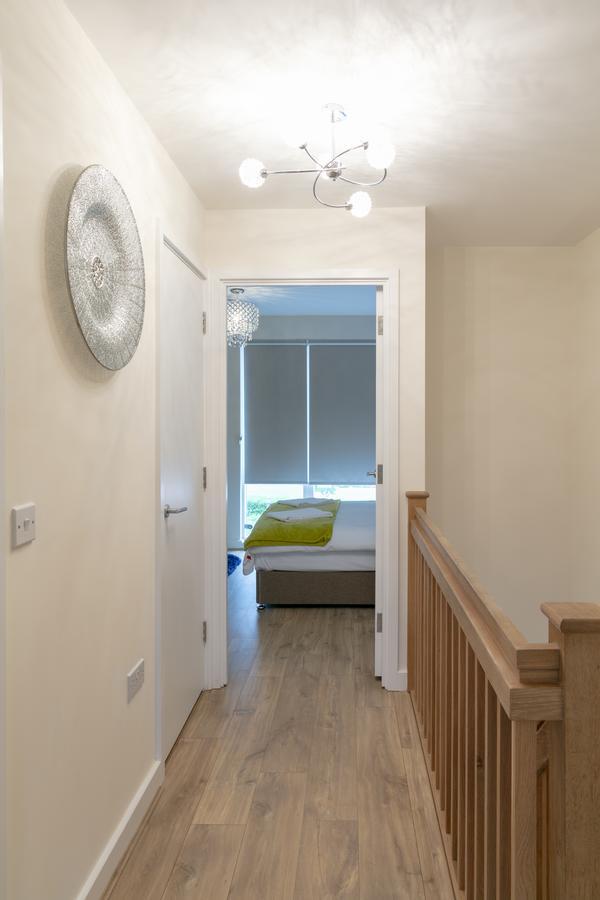 Modern & Exquisite Trumpington Townhouse With Parking & 5 Mins To Papworth Hospital CBG Εξωτερικό φωτογραφία
