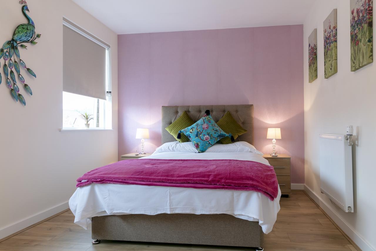 Modern & Exquisite Trumpington Townhouse With Parking & 5 Mins To Papworth Hospital CBG Εξωτερικό φωτογραφία